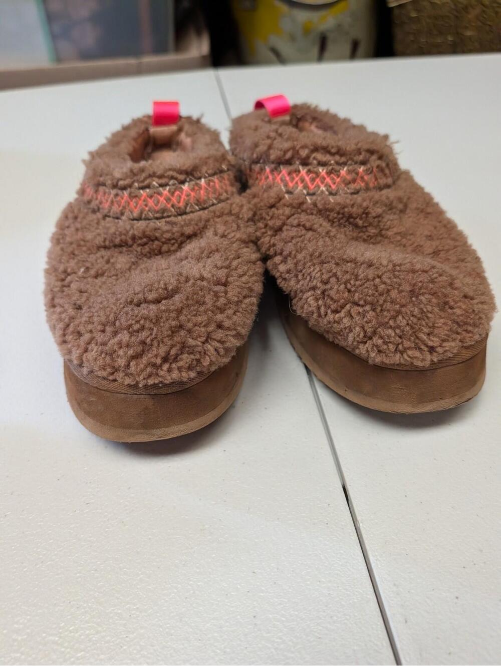 UGG Tasman Maxi Curly Chestnut Pink Slippers Size 7